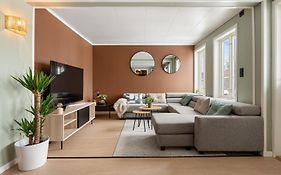 Central And Newly Renovated Apartment For Rent